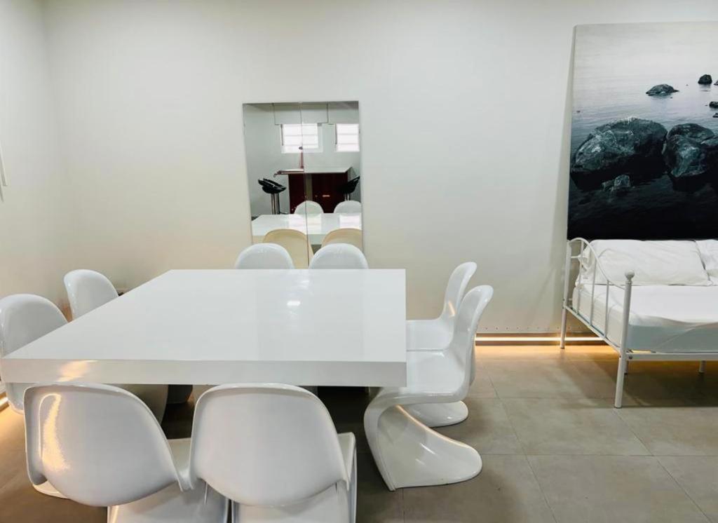 Incredible Luxury Location In Puerto Banus Beach For Families 마르베야 외부 사진
