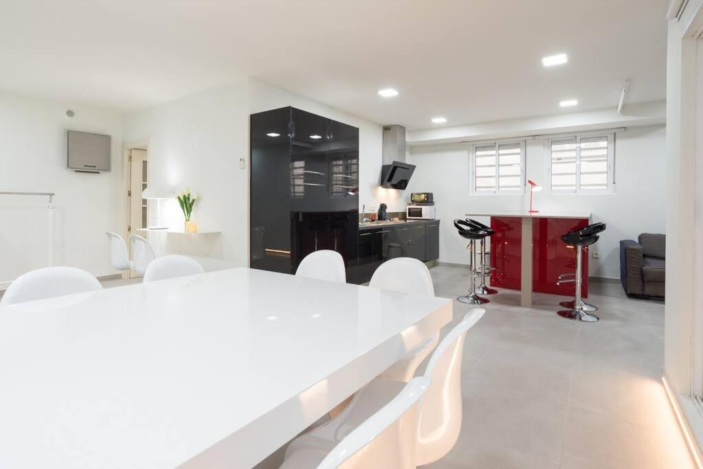 Incredible Luxury Location In Puerto Banus Beach For Families 마르베야 외부 사진