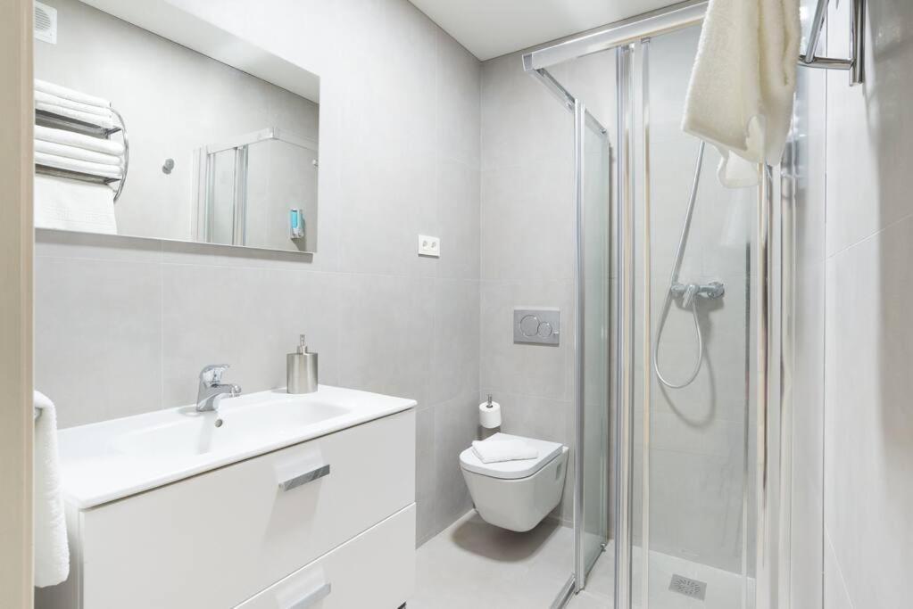 Incredible Luxury Location In Puerto Banus Beach For Families 마르베야 외부 사진