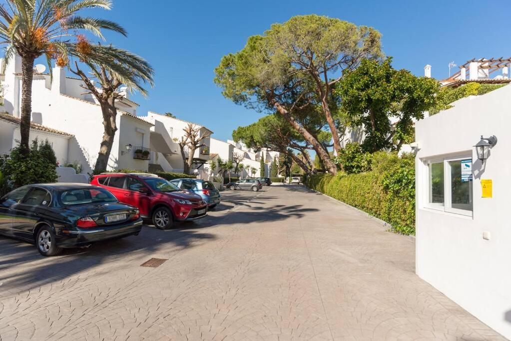 Incredible Luxury Location In Puerto Banus Beach For Families 마르베야 외부 사진